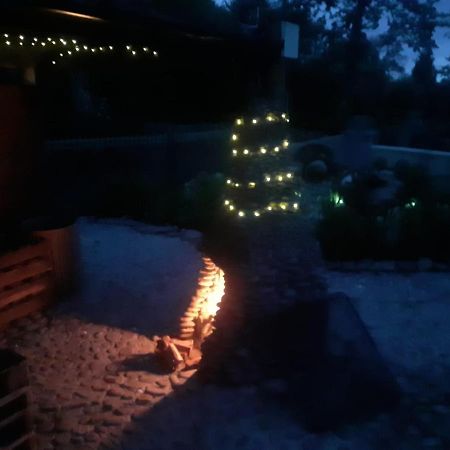 Mary'S Bespoke Cottage Killarney Exterior photo